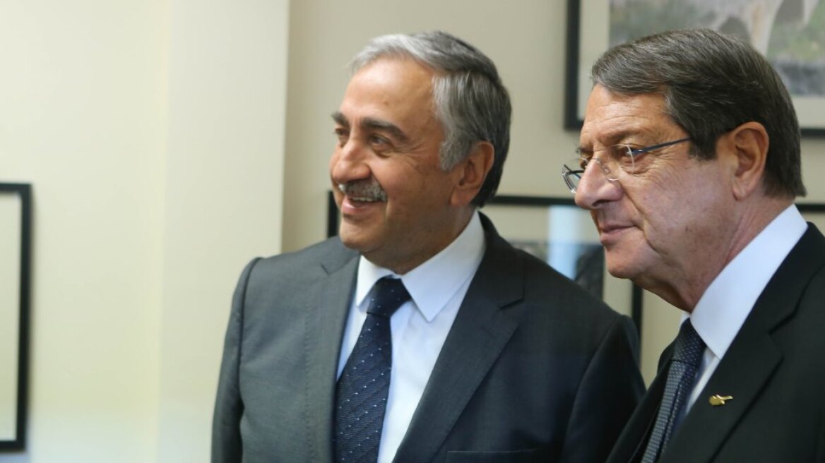 Κυπριακό: Χωρίς συμφωνία ολοκληρώθηκε το δείπνο Αναστασιάδη - Ακιντζί