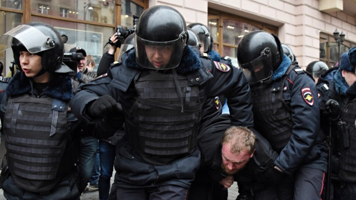 Ρωσία: Δεκάδες συλλήψεις σε διαδήλωση κατά της διαφθοράς