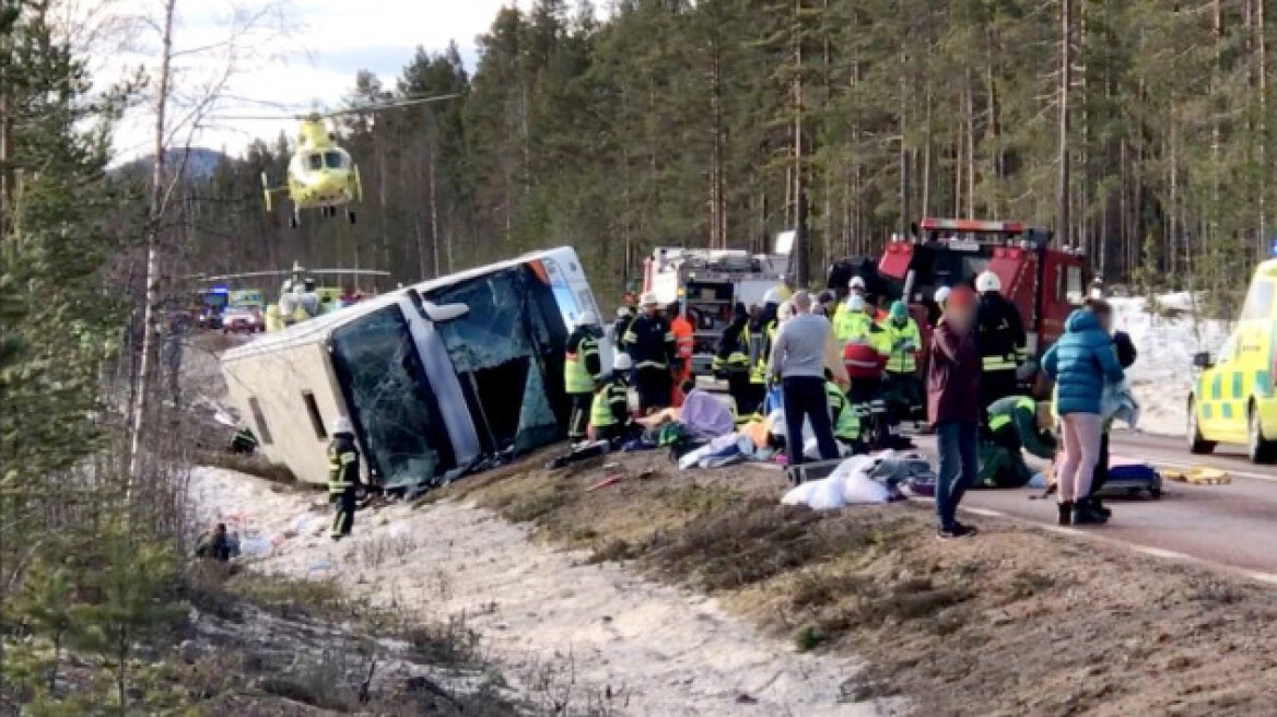 Ανατροπή σχολικού λεωφορείου στη Σουηδία: Τρεις νεκροί και 28 τραυματίες