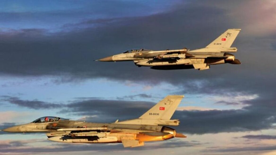Eight Turkish aircraft violate Greek airspace 33 times!