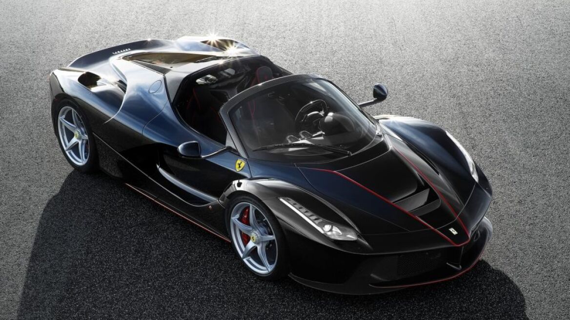 Video: Μία Ferrari οργιάζει στο δρόμο...