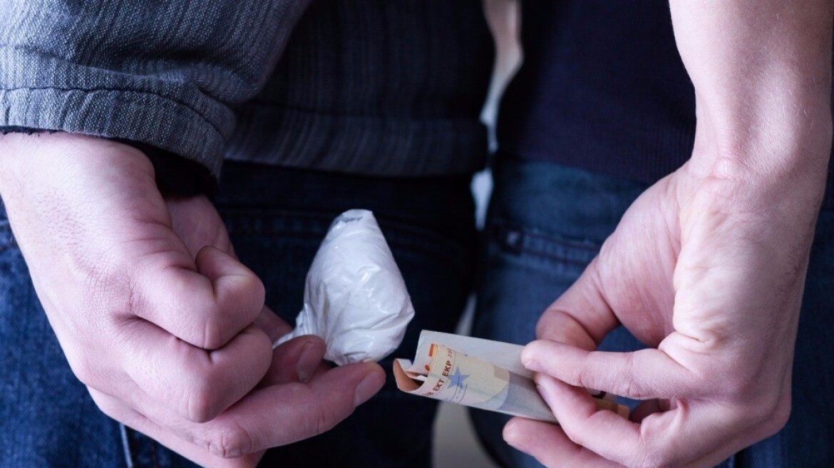 Έμποροι ναρκωτικών στην Ηλεία τραυμάτισαν αστυνομικό 
