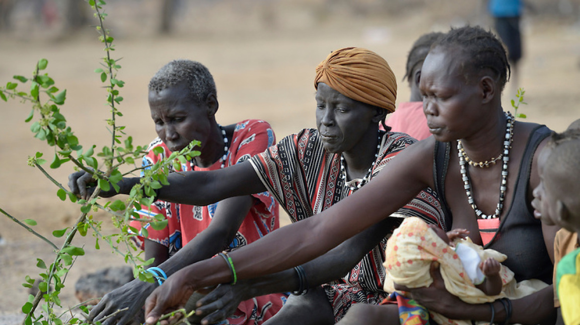 Τραγική η κατάσταση στο Νότιο Σουδάν: Χωρικοί τρώνε φύλλα και σπόρους για να ζήσουν!