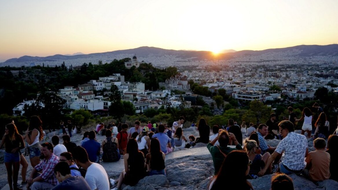 ΤτΕ: Μόλις 68 ευρώ η δαπάνη ανά διανυκτέρευση του ξένου τουρίστα στην Ελλάδα
