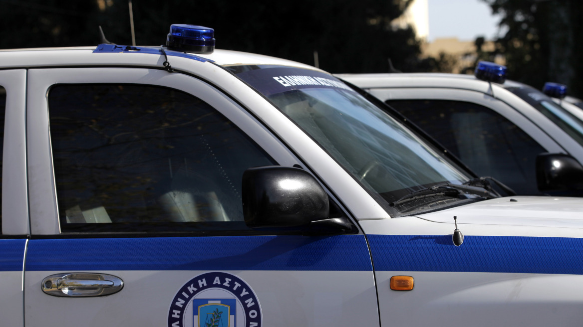 Παράνομα όπλα και σφαίρες σε σπίτι στο Ηράκλειο