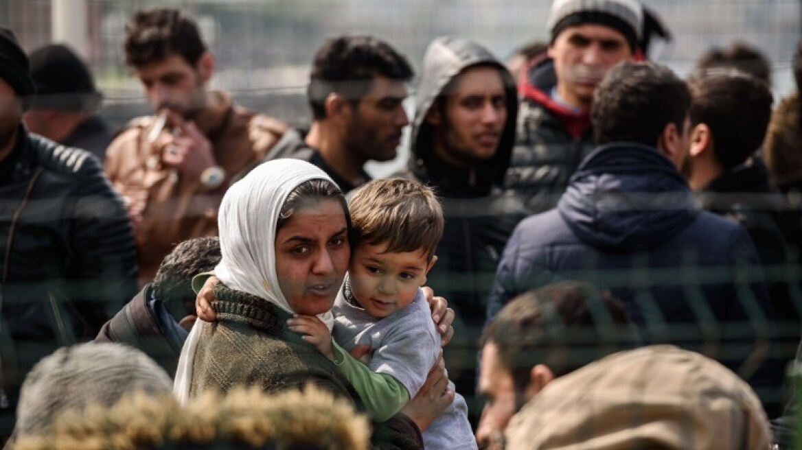 Χίος: Η τουρκική ακτοφυλακή σταμάτησε δύο σκάφη με 199 μετανάστες