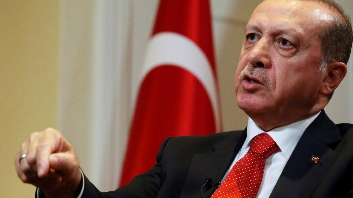  Erdogan declares referendum victory as opposition cries foul