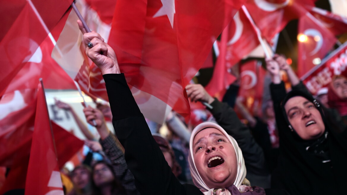Τρεις στους 4 Τούρκους που ζουν στην Αυστρία ψήφισαν «ναι» στο δημοψήφισμα