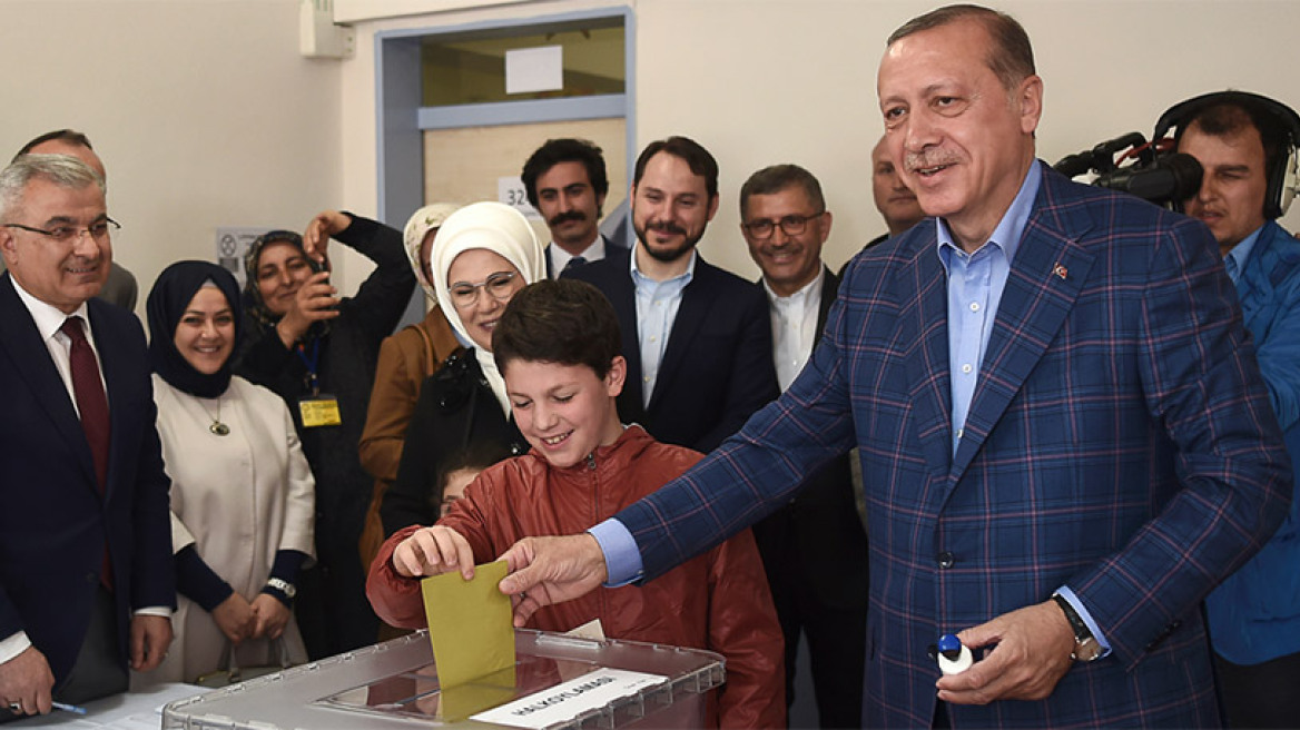Η τουρκική αντιπολίτευση ζητά την ακύρωση του δημοψηφίσματος Ερντογάν 