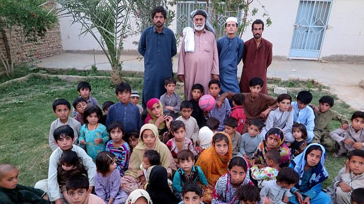 Πακιστανός «Σπαλιάρας» υποστηρίζει ότι έχει 54 παιδιά γιατί «έπρεπε να κάνει σεξ καθημερινά»