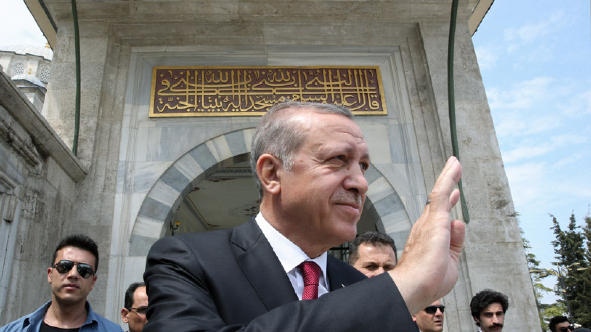 Ερντογάν: Οι αλλαγές στο Σύνταγμα δεν με καθιστούν δικτάτορα