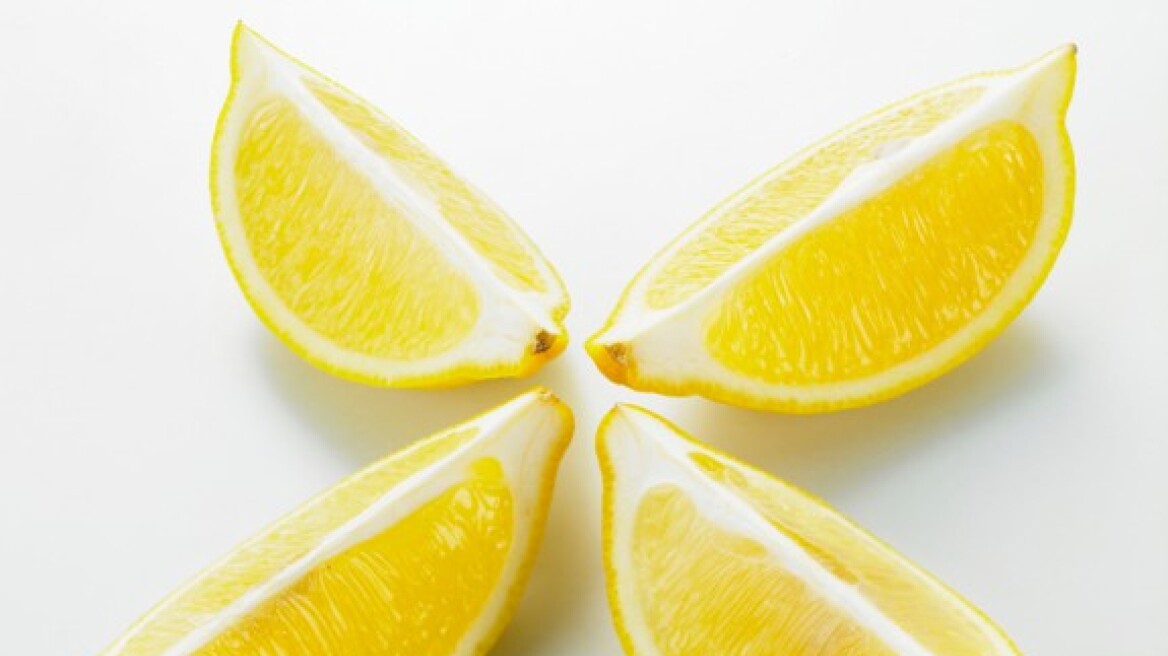 9 πράγματα που κάνεις με 1 λεμόνι (εκτός από λεμονάδα)