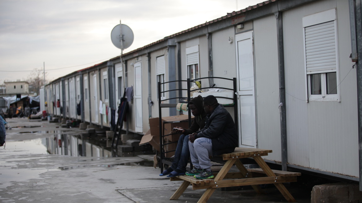 Καμίνης: Το 66% των Αθηναίων θεωρεί ότι η παρουσία των προσφύγων στη γειτονιά του δεν δημιουργεί πρόβλημα