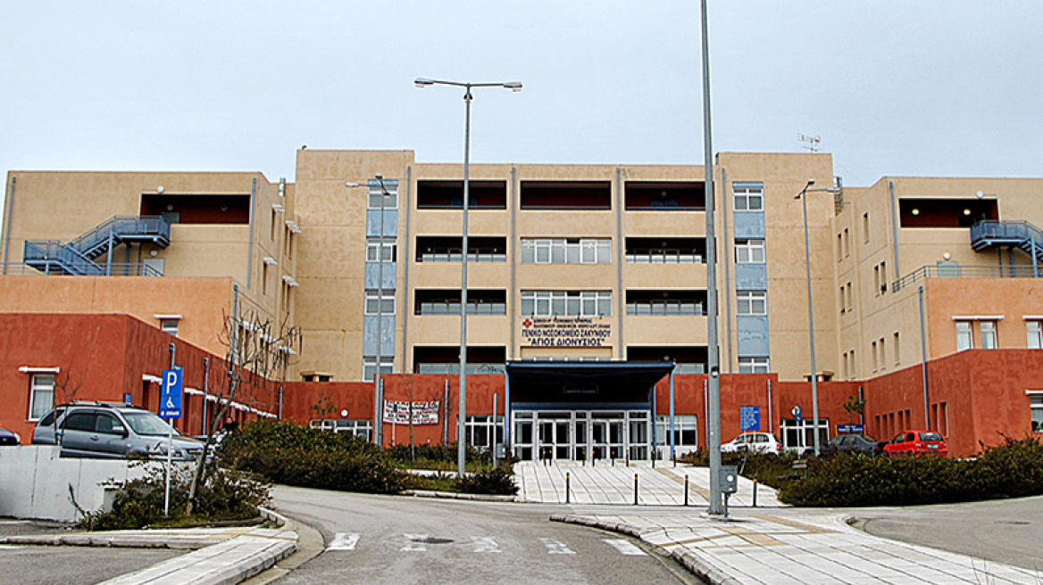 Πολάκης και διοίκηση «κήρυξαν πόλεμο» στους γιατρούς του νοσοκομείου Ζακύνθου