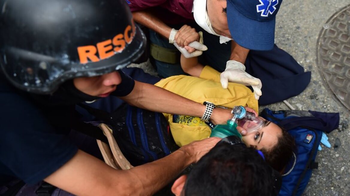 Venezuela: 12 killed in riots
