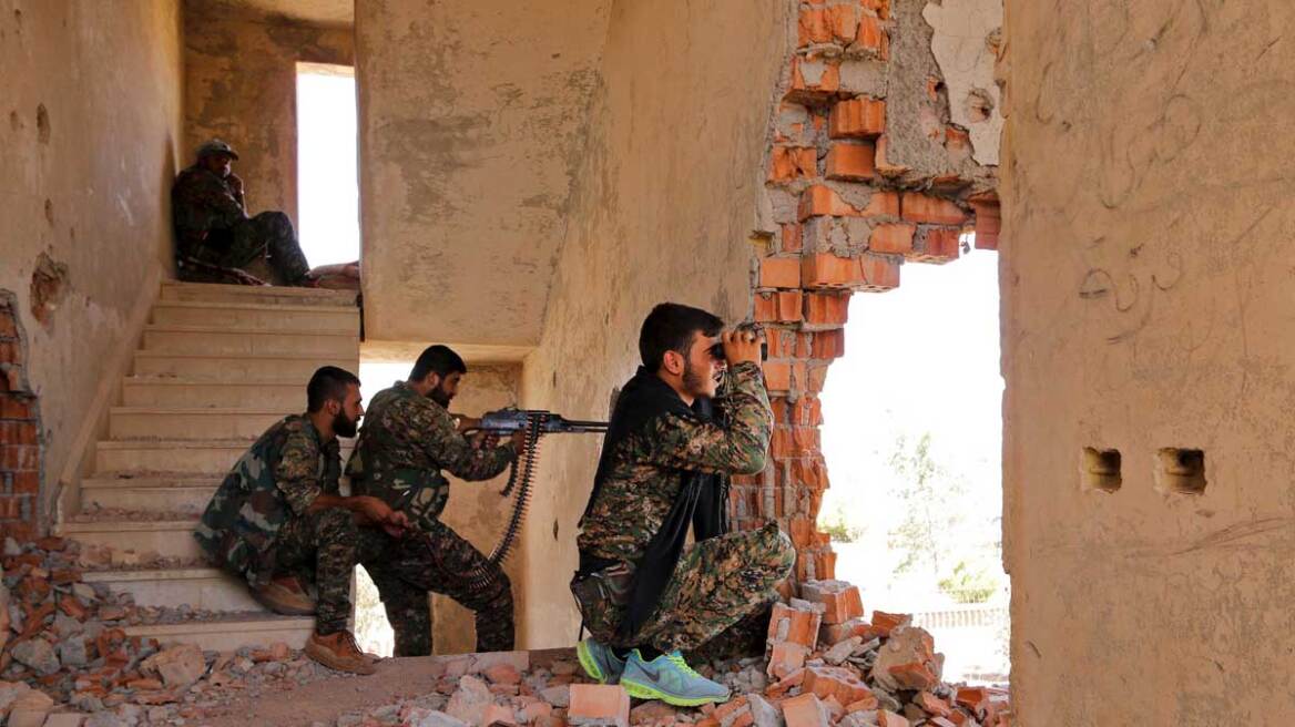 Νεκρά 28 μέλη της κουρδικής πολιτοφυλακής στη βορειοανατολική Συρία