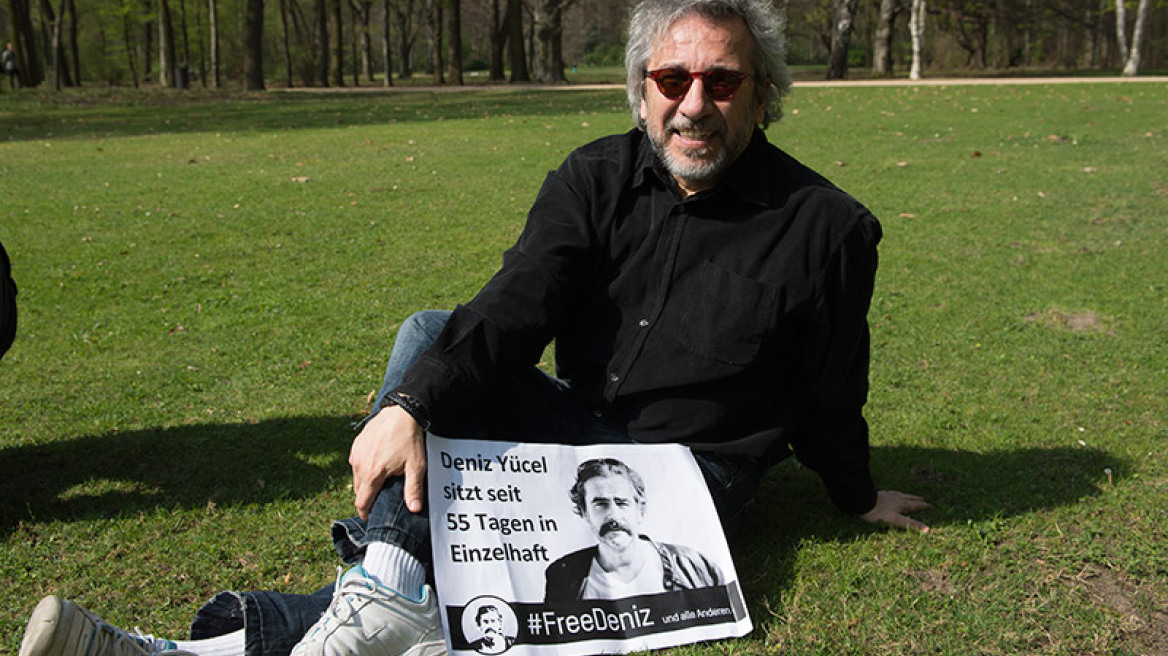 Τούρκος δημοσιογράφος: Ολόκληρη η Τουρκία τελεί υπό σύλληψη