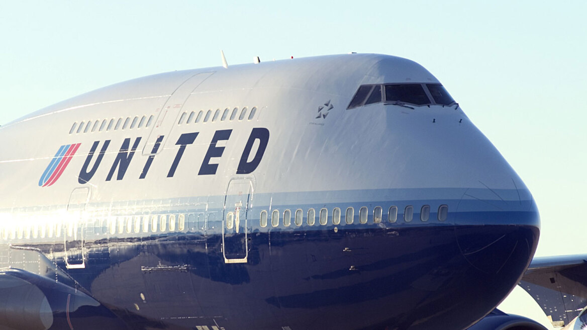 United Airlines: 10.000 δολάρια σε όποιον εγκαταλείπει εθελοντικά την θέση του 