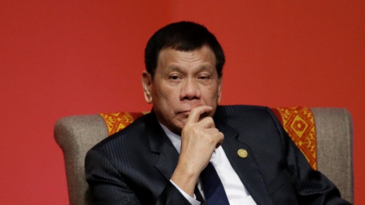  Donald Trump invites Philippine president Rodrigo Duterte to White House