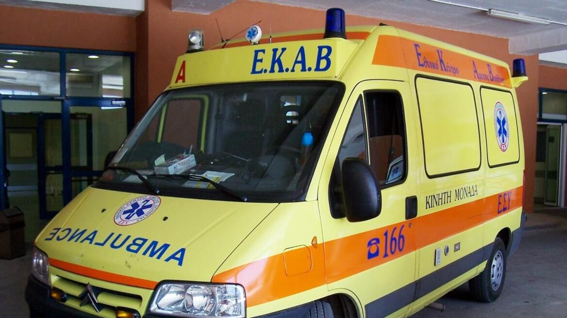 Λαμία: Δίχρονο παιδάκι μεταφέρθηκε τραυματισμένο στο νοσοκομείο - Συνελήφθη ο πατέρας