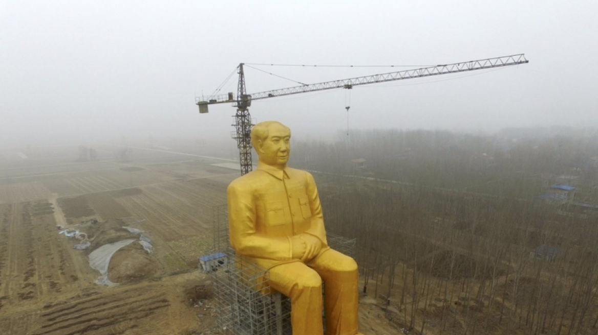 Τα mega-αγάλματα της Κίνας που είναι μεγαλύτερα από ουρανοξύστες