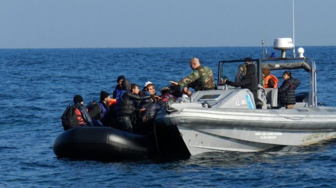 Σκάφος της Frontex περισυνέλεξε 6 πρόσφυγες από τη Μεγίστη