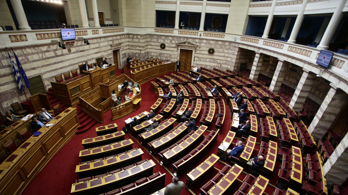 Δήλωση 42 βουλευτών της ΝΔ: Μία ανάσα πριν την χρεοκοπία η ΔΕΗ