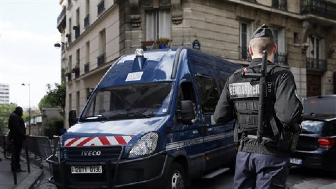 Γαλλία: Χιλιάδες αστυνομικοί στους δρόμους ενόψει του δεύτερου γύρου των εκλογών