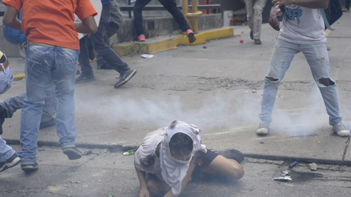 Βενεζουέλα: Ξανά στους δρόμους ο κόσμος κατά του Μαδούρο