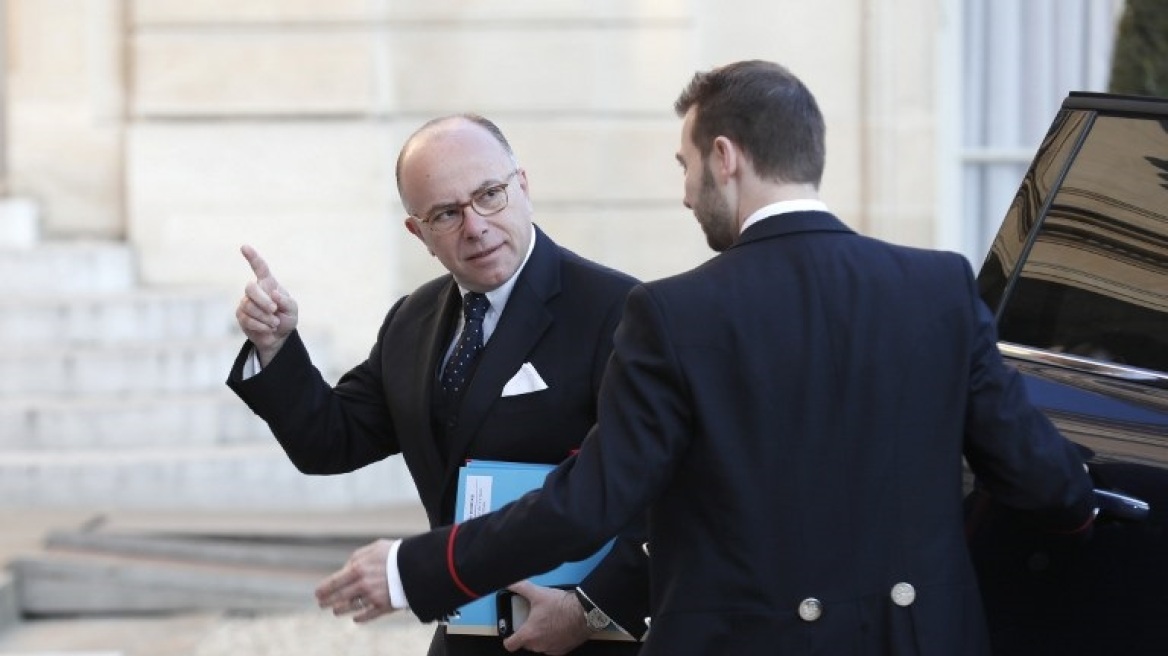 Γαλλία: Ο πρωθυπουργός Καζνέβ δεν θα συμμετάσχει στην κυβέρνηση του Μακρόν
