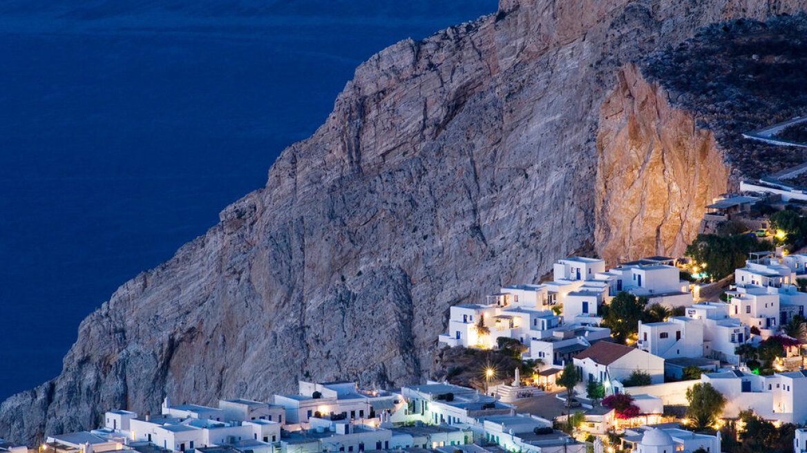 T+L: Folegandros and Kardamili in top 25 Secret European villages (photos)
