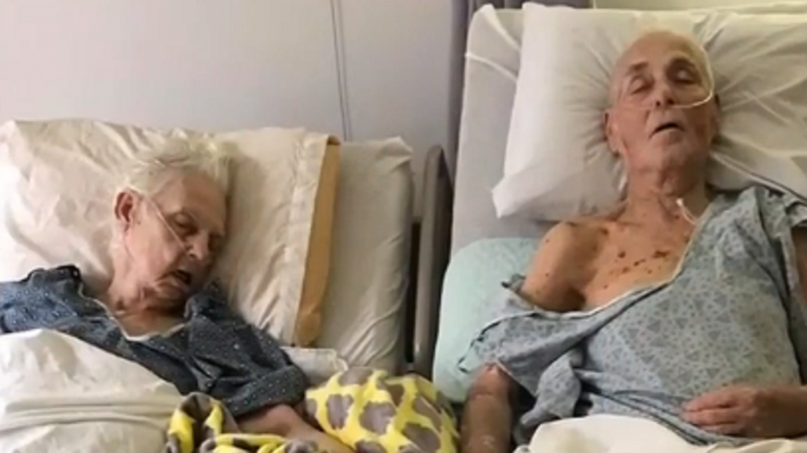 Συγκλονιστική φωτογραφία: Μετά από 60 χρόνια κοινής ζωής, πέθαναν κρατώντας ο ένας το χέρι του άλλου