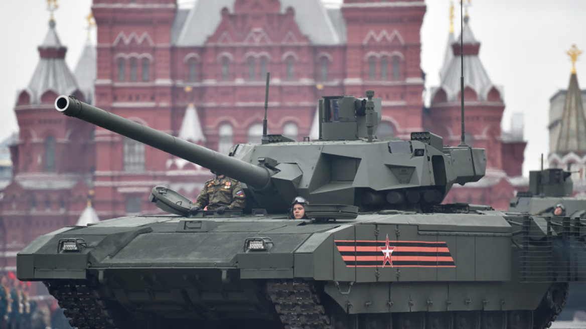 Φωτογραφίες: Επίδειξη δύναμης από τον Πούτιν με αφορμή την «Ημέρα της Νίκης»
