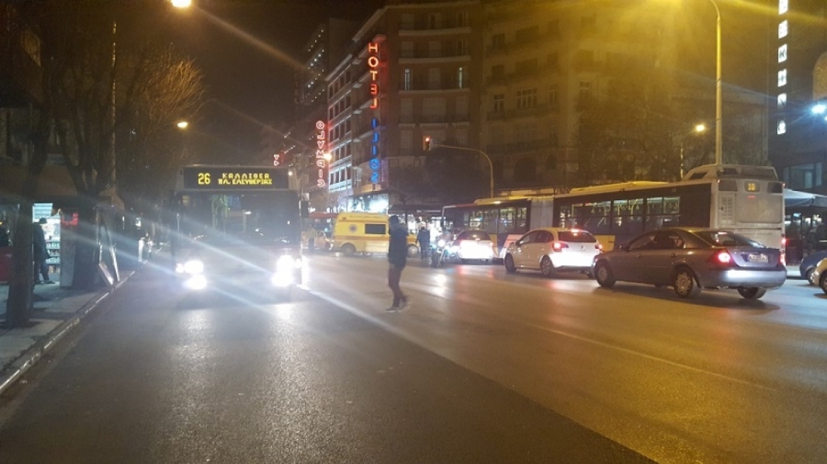 Θεσσαλονίκη: Λεωφορείο παρέσυρε άνδρα στην οδό Εγνατία