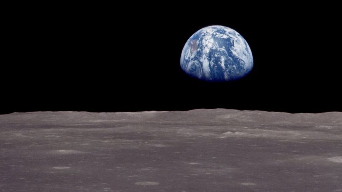 China plans to send people to live on the moon