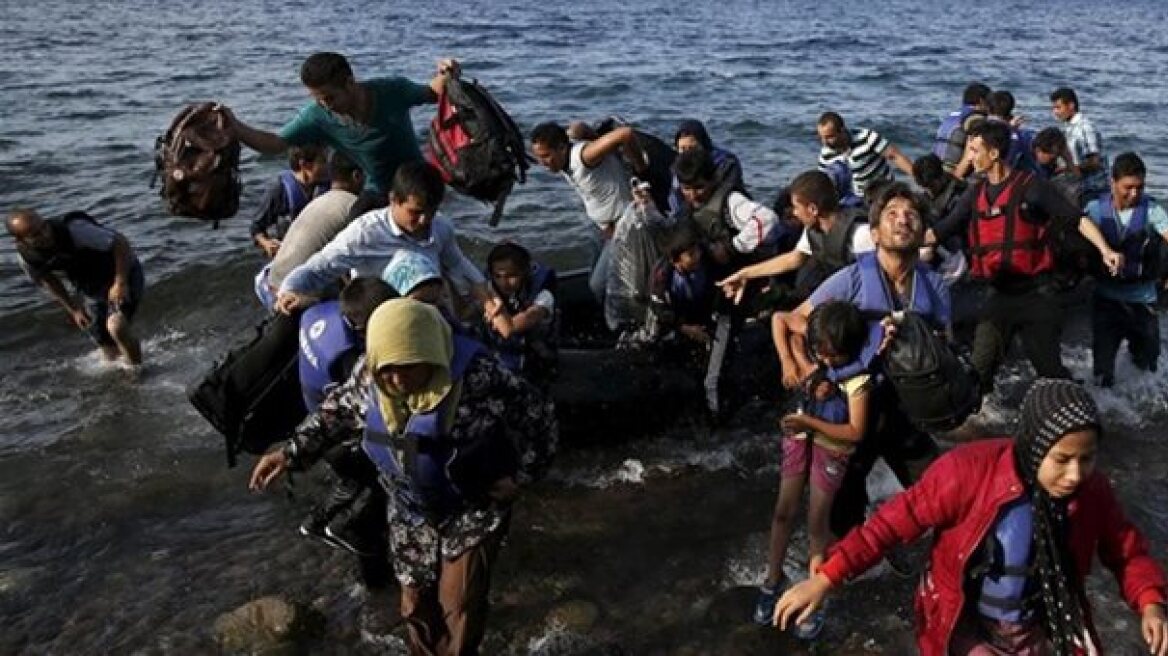 Μόνο σήμερα έφτασαν 100 μετανάστες στην Μυτιλήνη