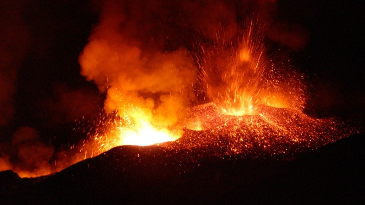 Ιταλία: Οι επιστήμονες προειδοποιούν για κίνδυνο έκρηξης υπερ-ηφαιστείου 