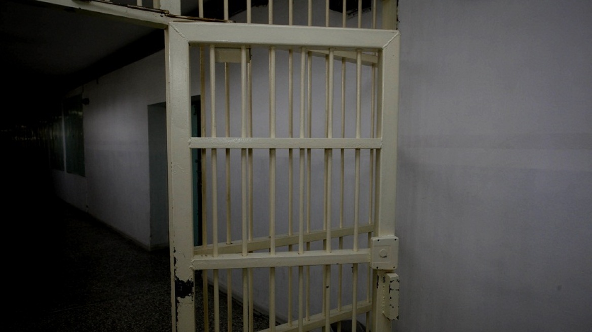 Υπουργείο Δικαιοσύνης: Εκτός πειθαρχικής απομόνωσης οι ανήλικοι κρατούμενοι