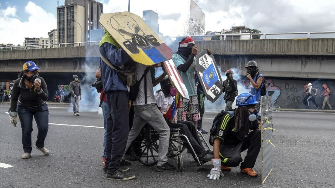 Βενεζουέλα: Η Ευρωπαϊκή Ένωση πιέζει τον Μαδούρο για εκλογές