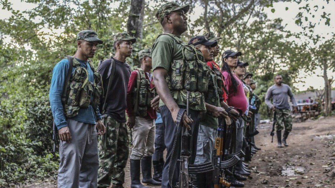 Κολομβία: Αμνηστία στους ανήλικους στρατιώτες της Farc