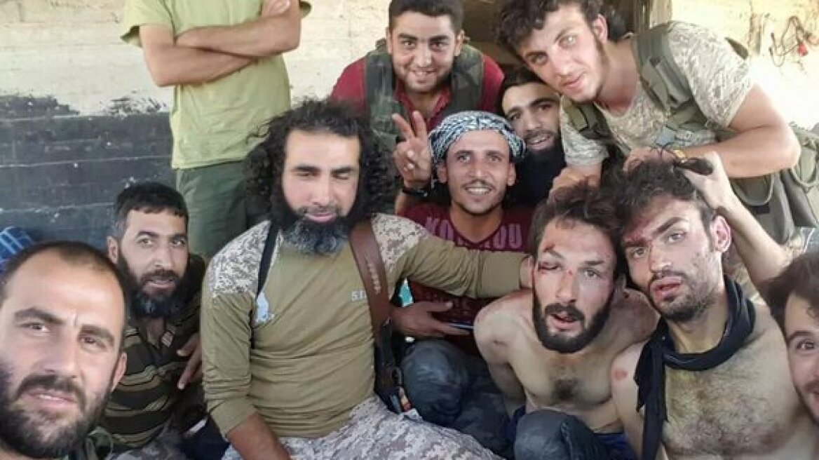 US-backed forces executing ISIS fighers, reports claim