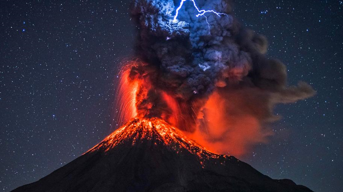 Experts warn that Italy’s supervolcano could be closer to an eruption than we think!