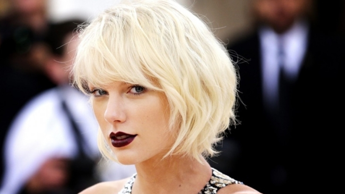 Taylor Swift: Η τρυφερή έκπληξη που έκανε σε θαυμάστριά της 