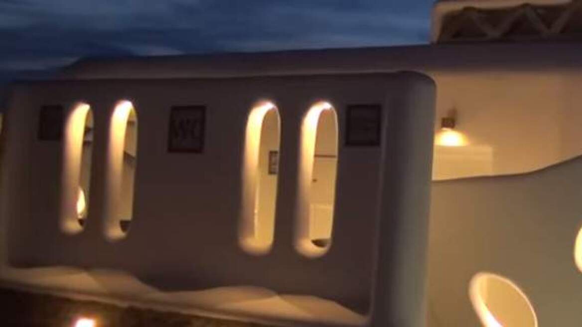 Must see opulent Mykonos public toilets! (video)