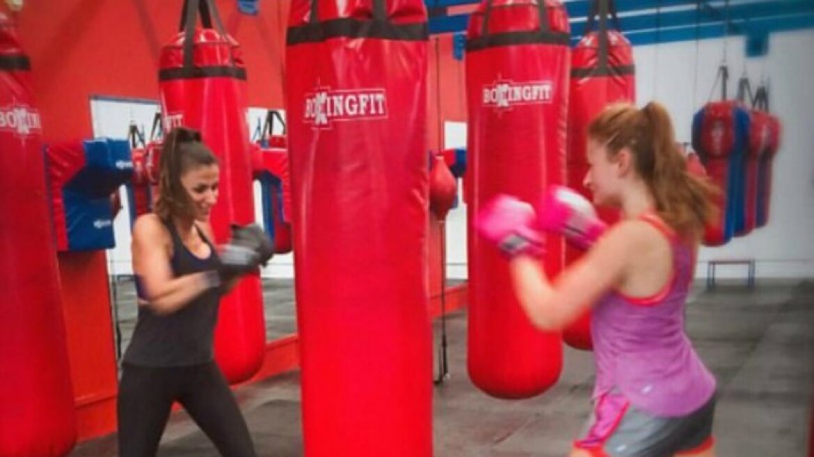 9-month pregnant mom boxing! (video-photos)