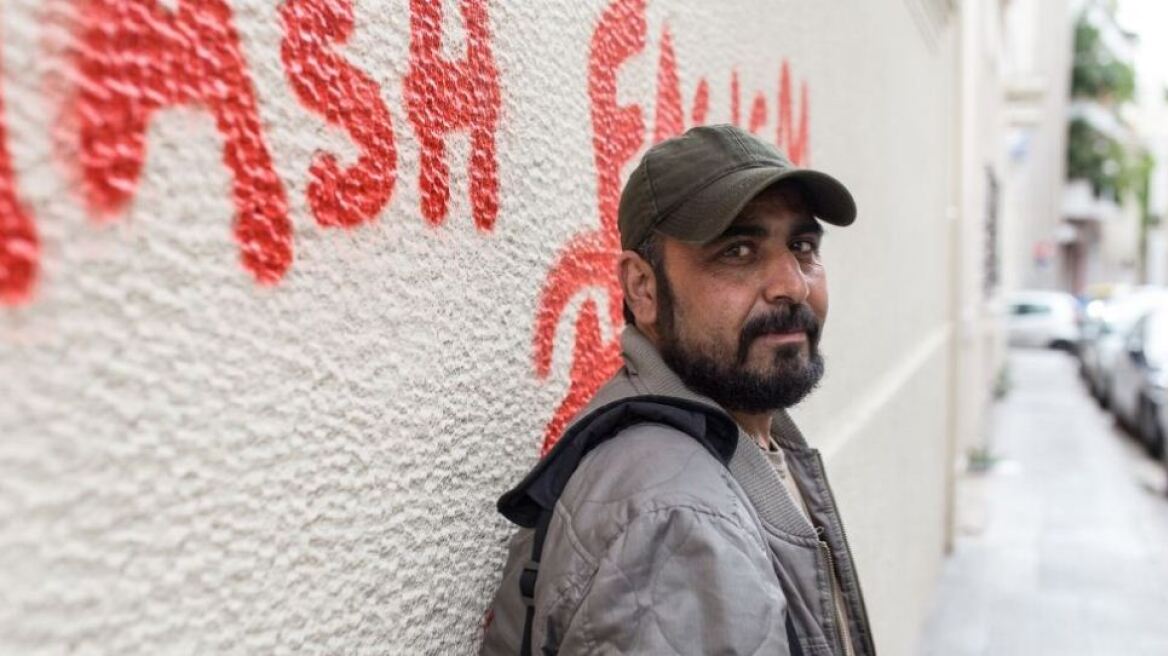 Από το ΝΑΤΟ στον αντιφασιστικό αγώνα: Η ιστορία ενός Αφγανού μετανάστη στην Ελλάδα