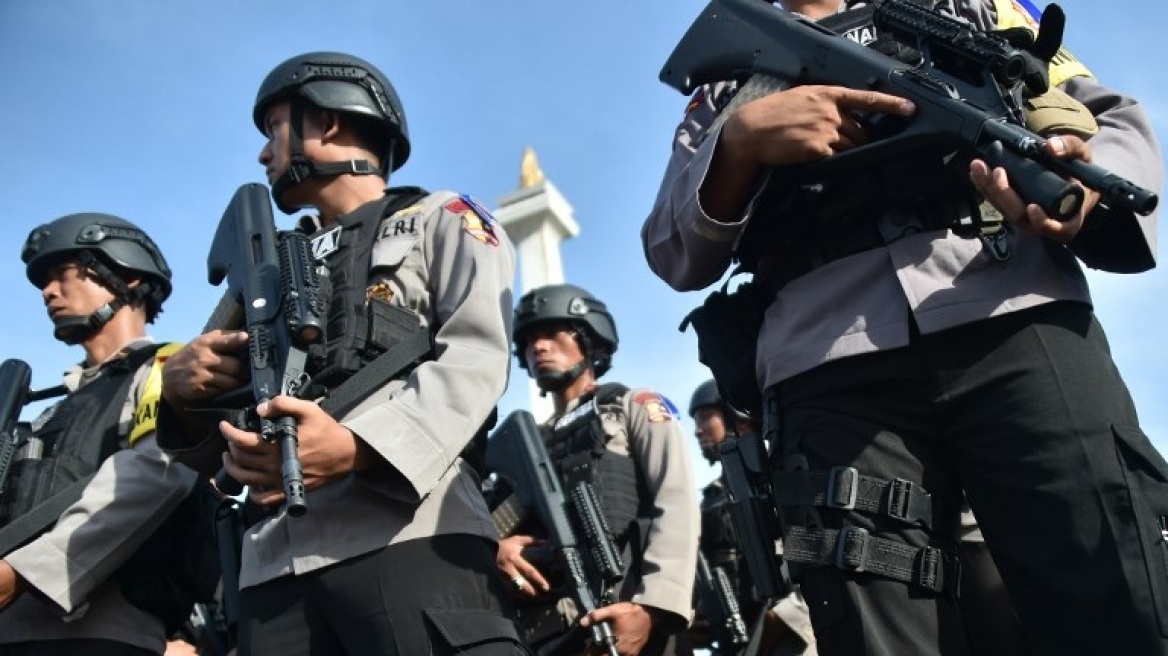 Ινδονησία: Βομβιστής-καμικάζι χτύπησε στον τερματικό σταθμό του Μετρό