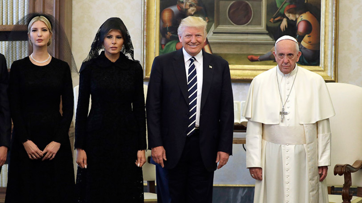 Τον Πάπα Φραγκίσκο είδε ο Τραμπ - Με μαύρο πέπλο η Μελάνια