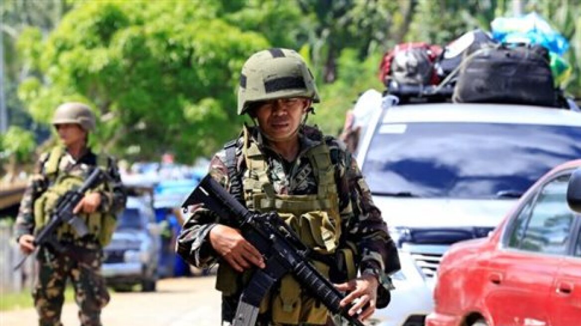 Ο στρατιωτικός νόμος Ντουτέρτε «σπέρνει» το χάος στις Φιλιππίνες: Νέες συγκρούσεις με ισλαμιστές