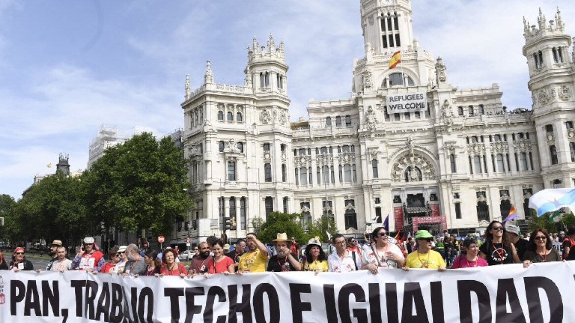 Μαδρίτη: 200.000 διαδηλωτές στην «πορεία της αξιοπρέπειας»